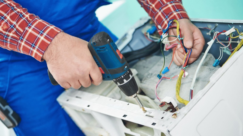 Dilovası Dominox Dominox çamaşır makinesi kart tamiri – Su almama arızası orijinal parça ile giderildi. - Teknik servis örneği